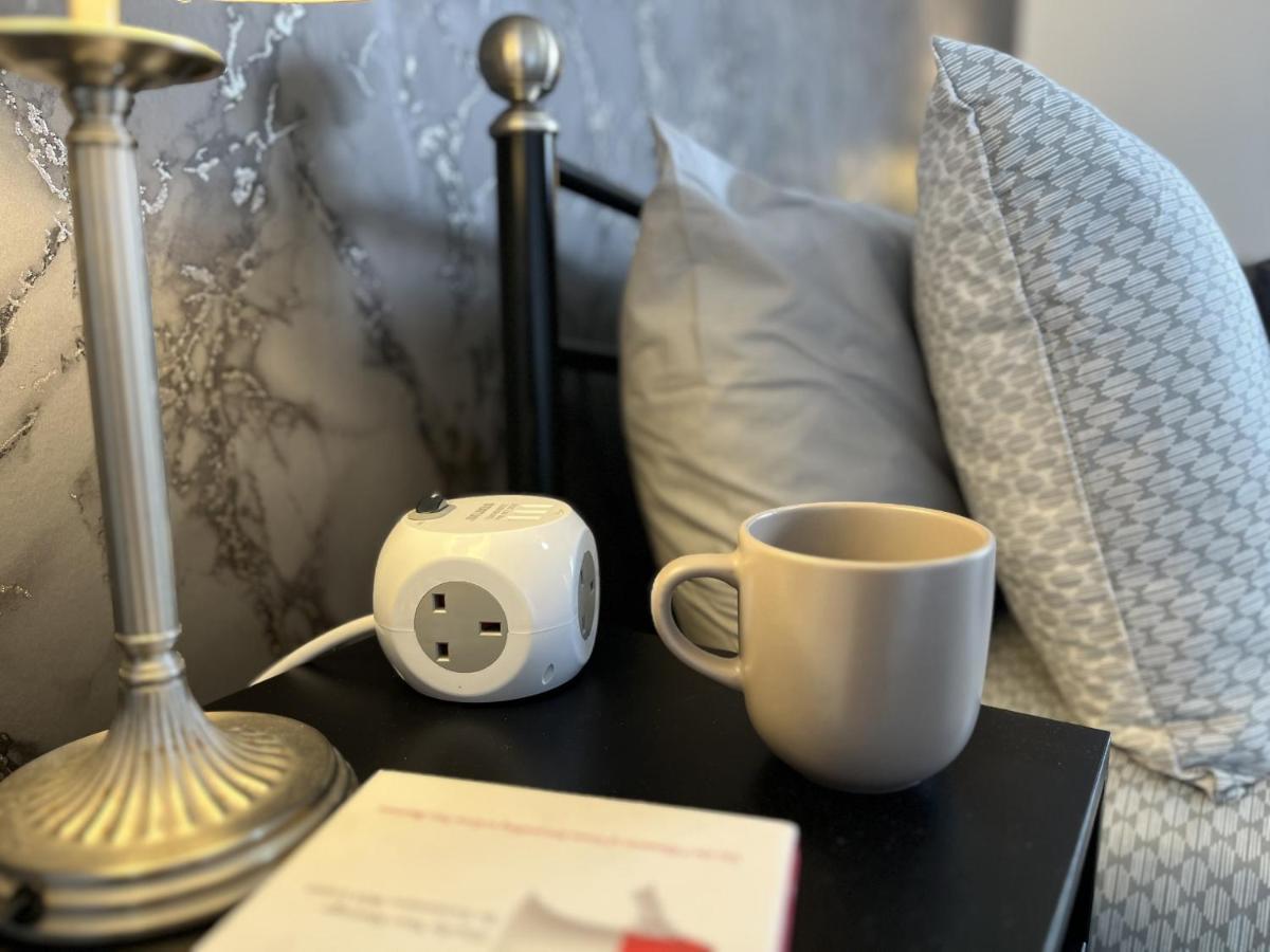 Modernised Central Wigan Townhouse Sleeps Up To 6 외부 사진