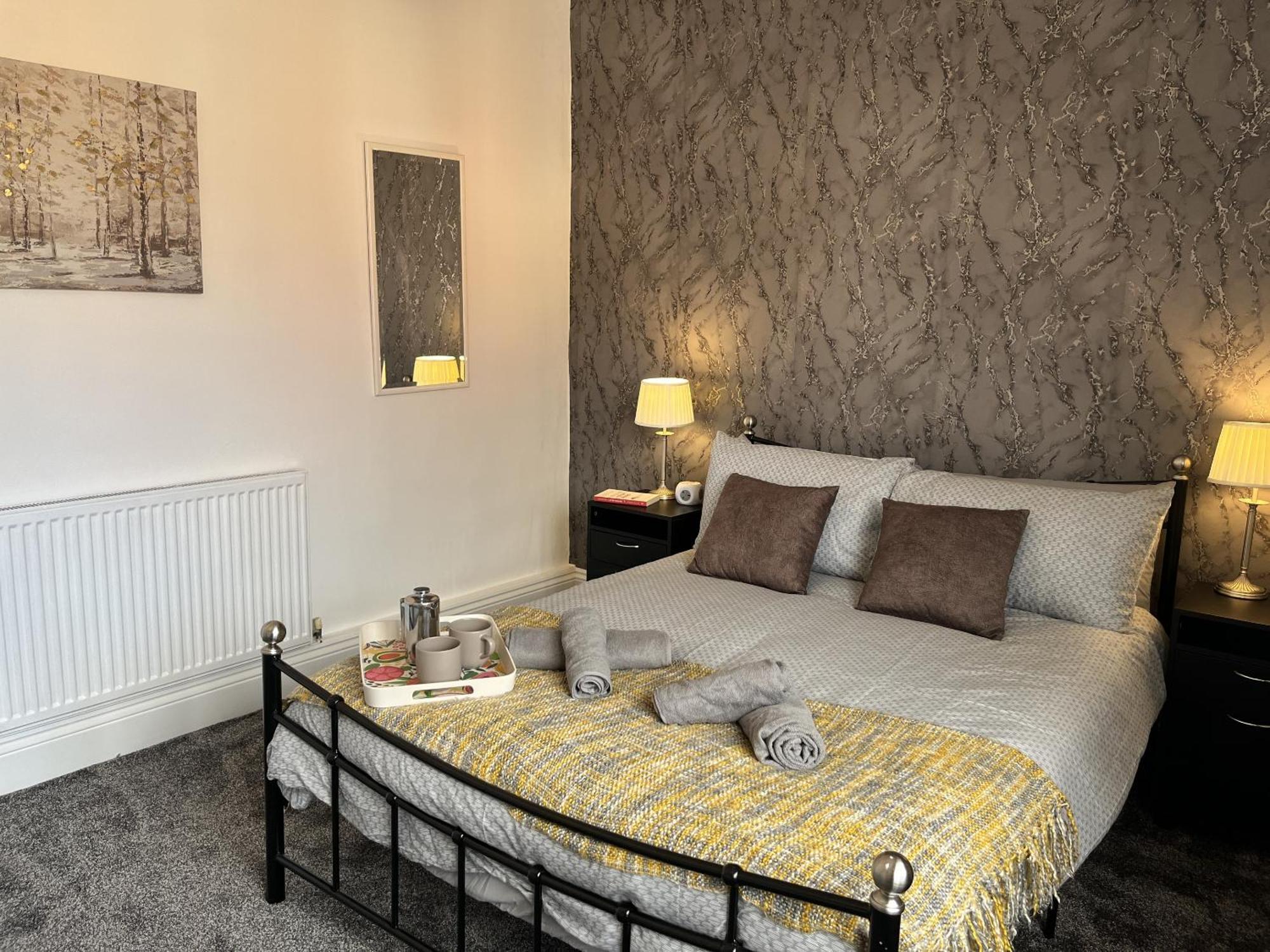 Modernised Central Wigan Townhouse Sleeps Up To 6 외부 사진